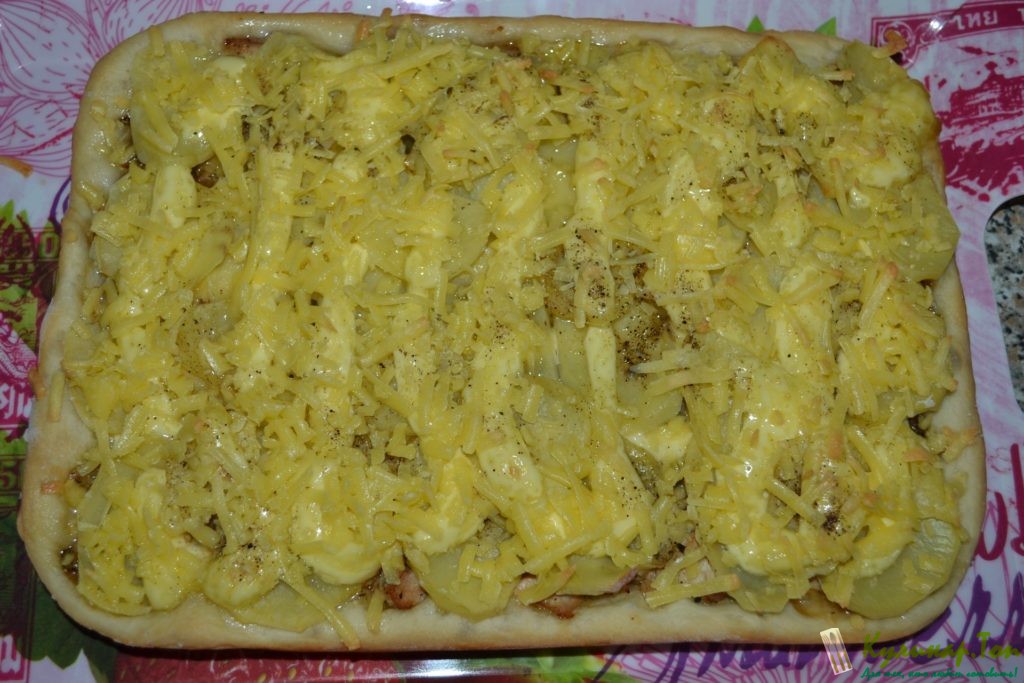 Открытый пирог с мясом Открытый пирог с мясом