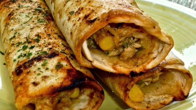 роллы с курицей