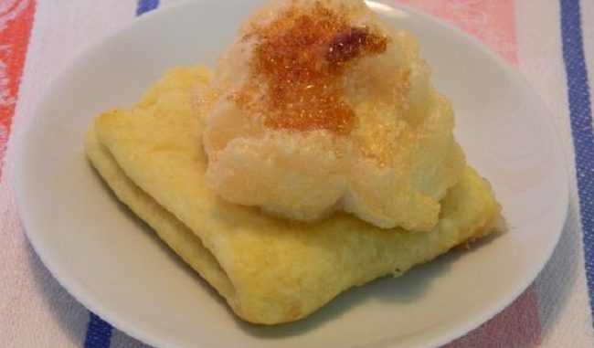 слойки с миндалем