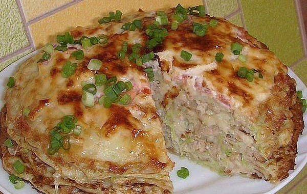 Кабачково-сырный торт с мясом