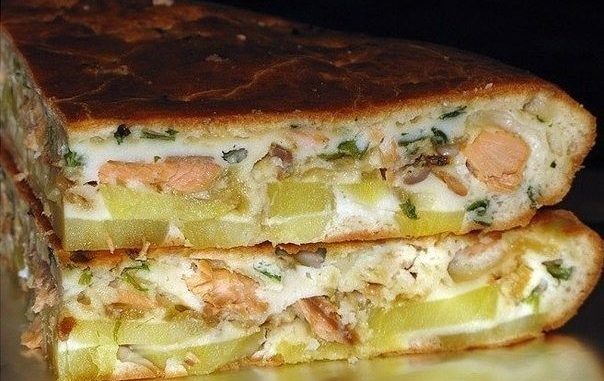 Рыбный заливной пирог с картошкой