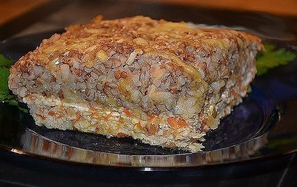 Запеканка с фаршем и гречкой
