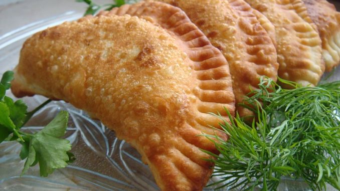 chebureki-s-myasom-i-gribami