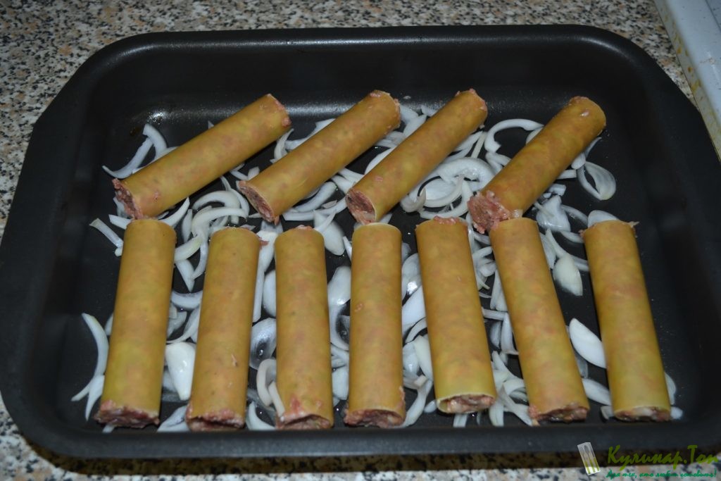 Каннеллони с фаршем Каннеллони с фаршем