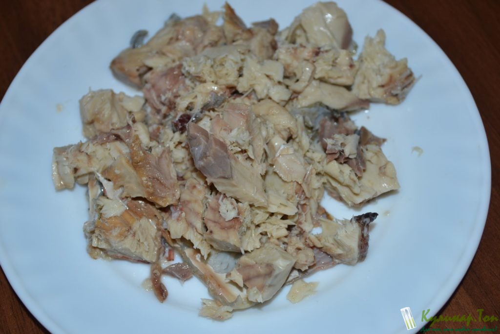 Пирог с рисом и рыбными консервами