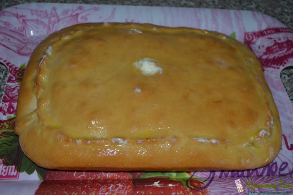 Пирог с рисом и рыбными консервами