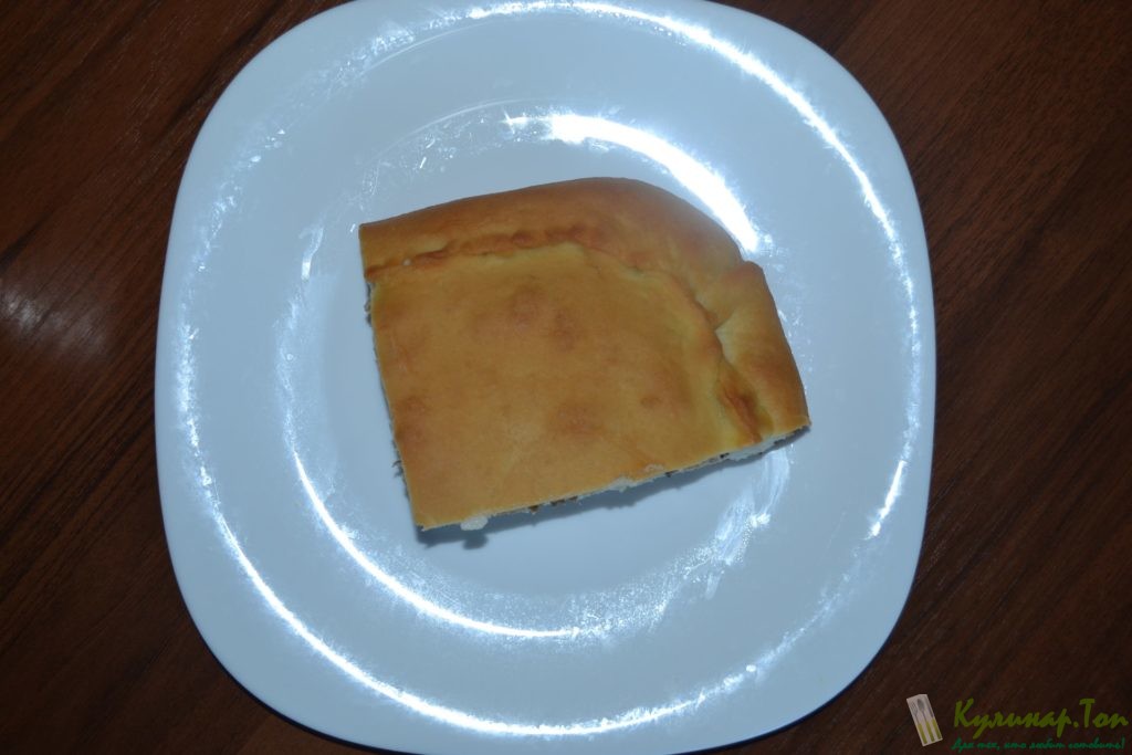 Пирог с рисом и рыбными консервами
