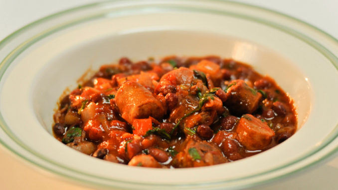 ostroe-ragu-iz-kolbasok-i-ovoshhej
