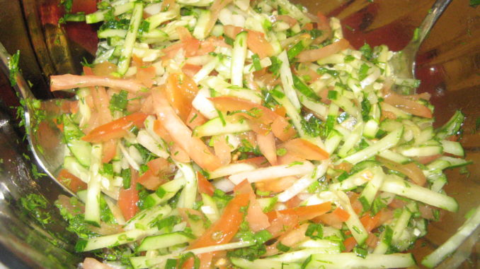 salat-andaluzskij