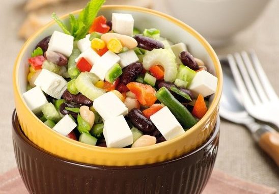 salat-iz-treh-vidov-fasoli