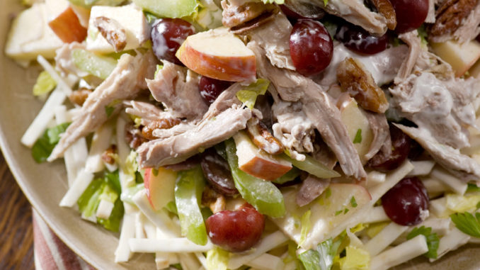 salat-s-indejkoj-i-jogurtom