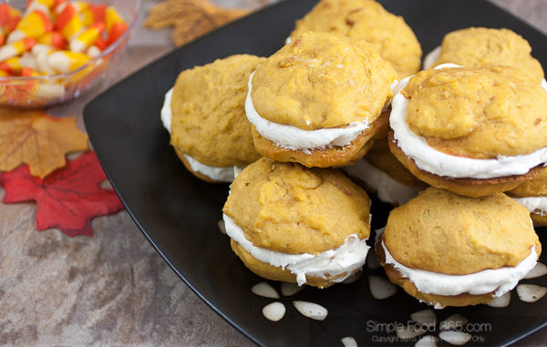 Pumpkin Whoopie Pies