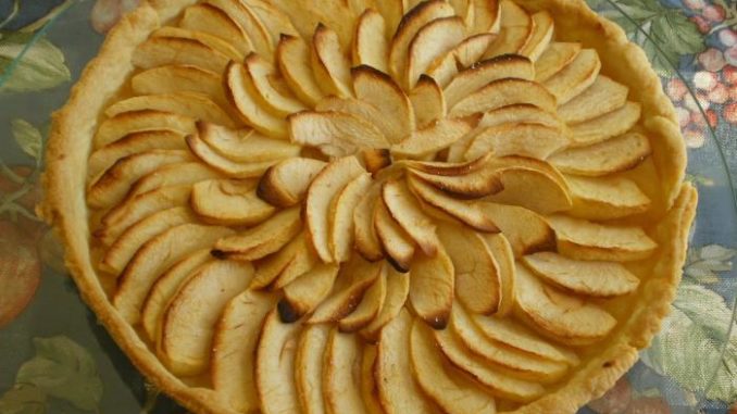 yablochnyj-tart