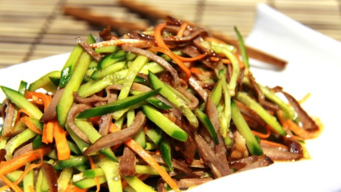 salat-iz-svininy-i-ovoshhej