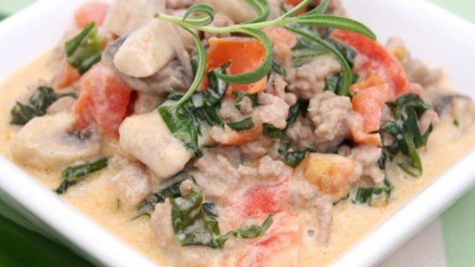 salat-s-belymi-gribami-i-arahisom