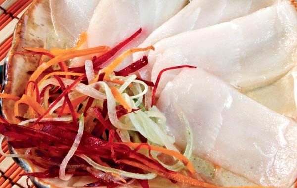 sashimi-s-myasom-beloj-ryby