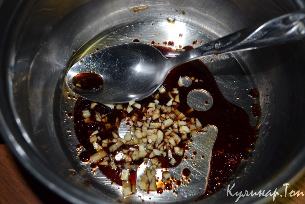 Салат из огурцов и креветок