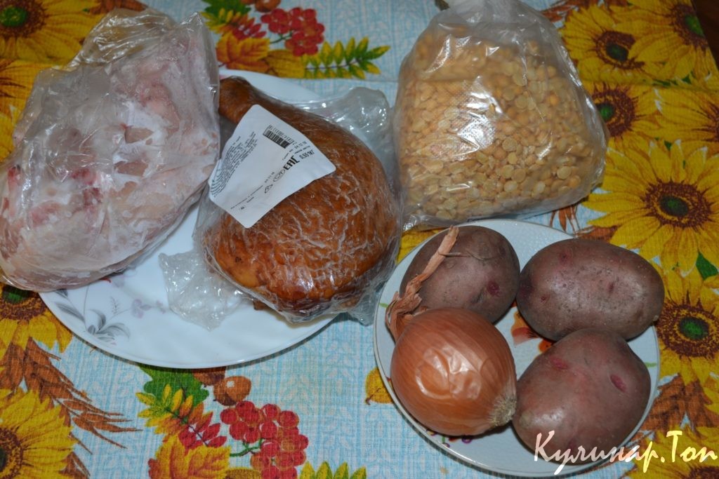 Гороховый суп с копченой курочкой