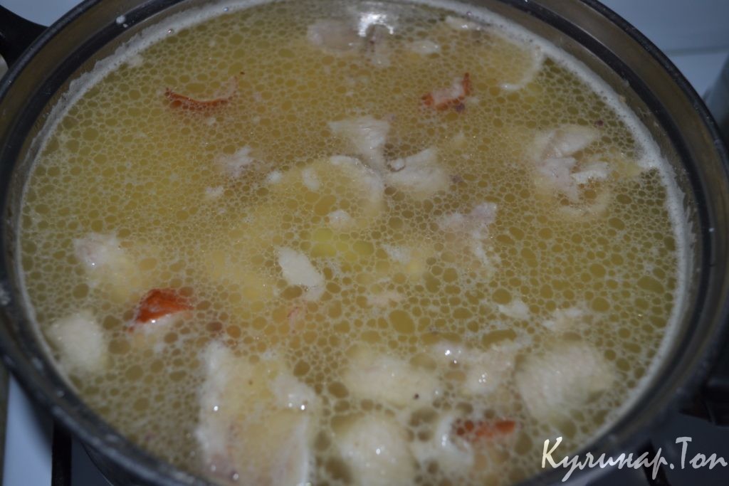 Гороховый суп с копченой курочкой Гороховый суп с копченой курочкой