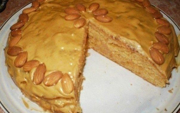pirog-so-sgushhenkoj-k-chayu