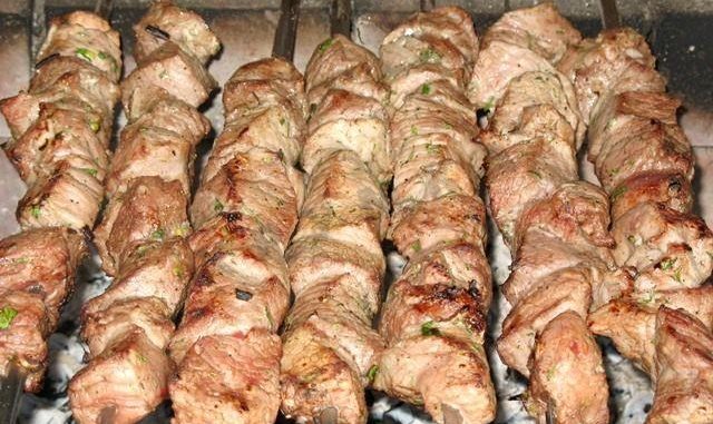 shashlyk-iz-govyadiny-i-shpika