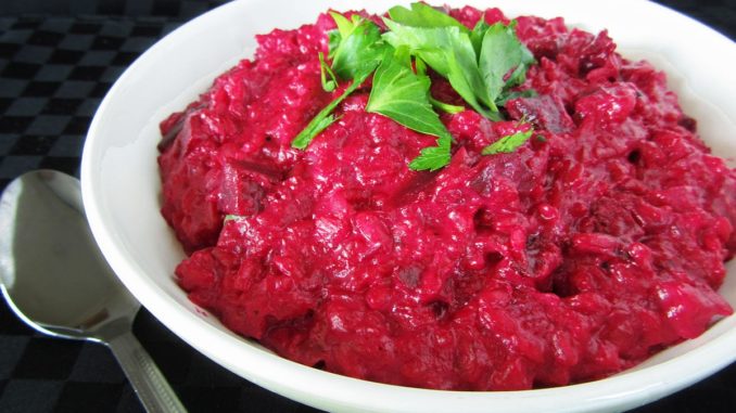 salat-iz-svekly-s-risom