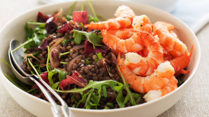 salat-s-chechevitsej-i-krevetkami