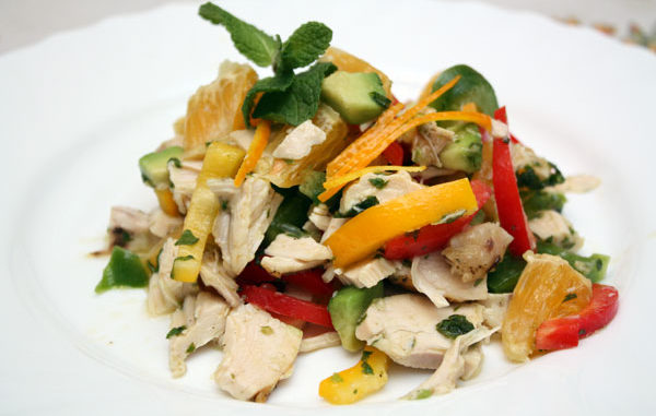 salat-s-kurinoj-grudkoj-i-avokado