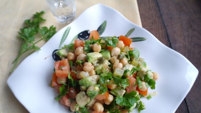 salat-s-nutom