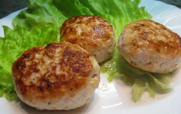 Биточки из мяса индейки