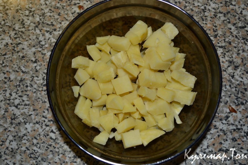 Картофельный салат с колбасками Картофельный салат с колбасками