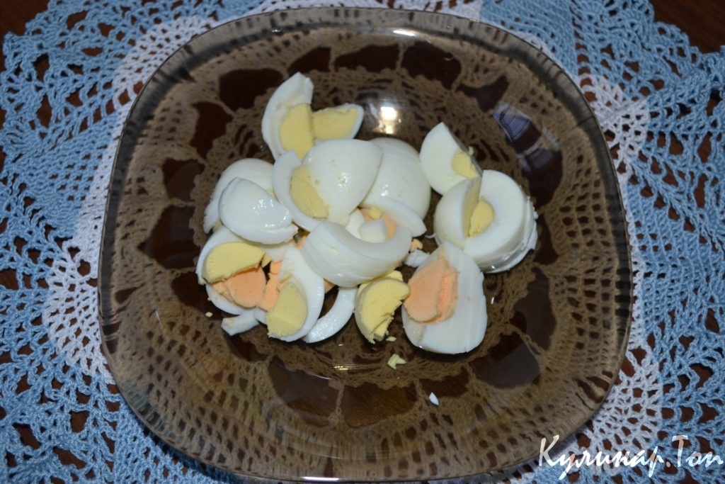 Салат из яиц с кальмарами