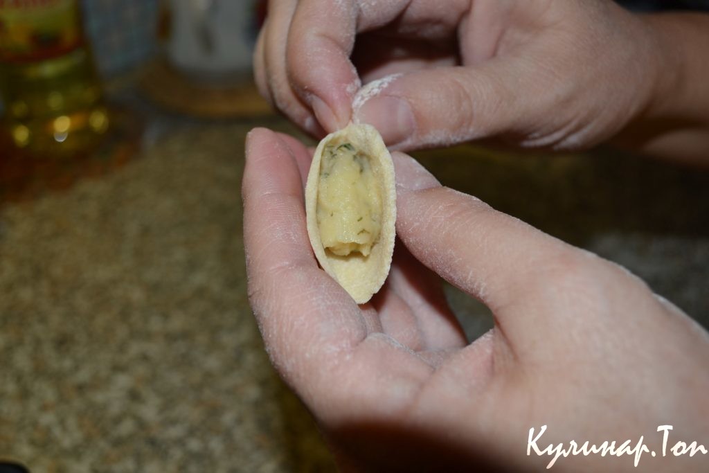Вареники с картофельным пюре Вареники с картофельным пюре