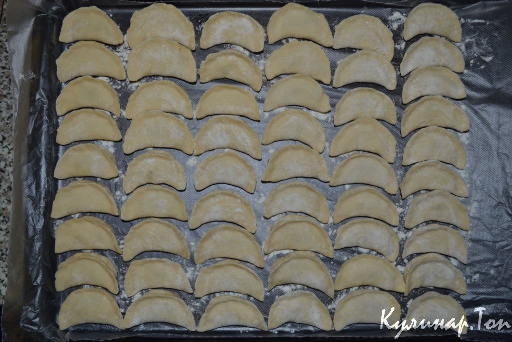 Вареники с картофельным пюре Вареники с картофельным пюре