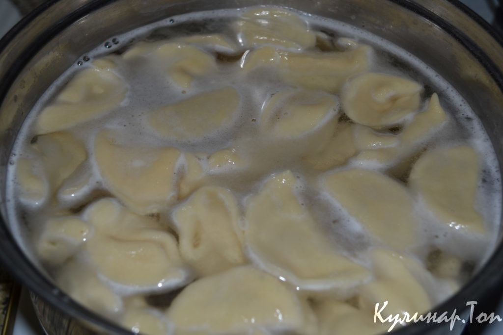 Вареники с картофельным пюре Вареники с картофельным пюре