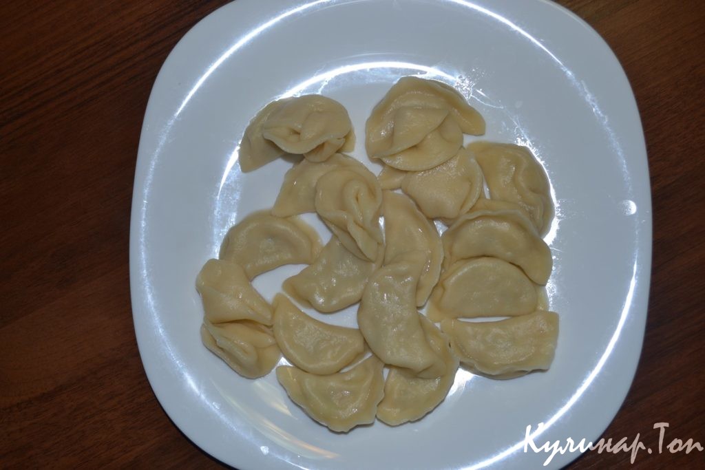 Вареники с картофельным пюре Вареники с картофельным пюре