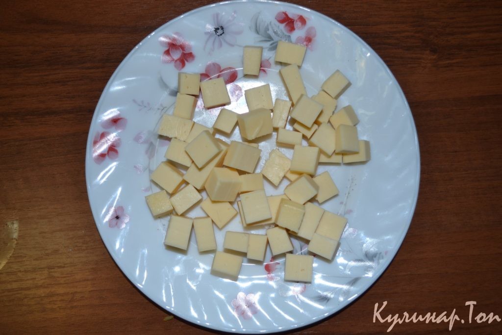 Салат из шпрот с яблоком Салат из шпрот с яблоком