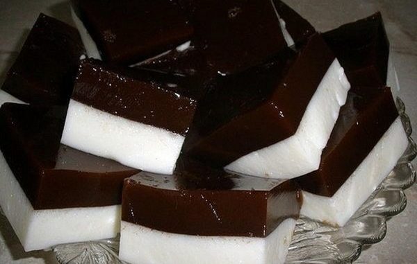 Десерт сметанное желе Птичье молоко