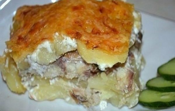 Картофельная запеканка со скумбрией