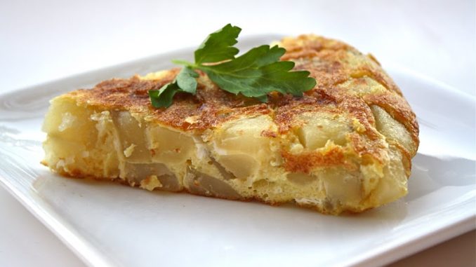 Картофельный омлет с яйцами