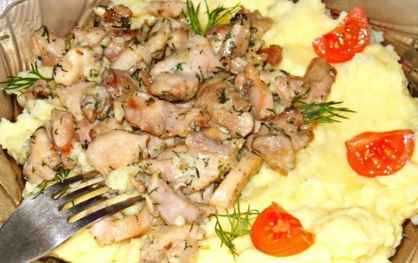 Куриное филе с чесноком и сыром