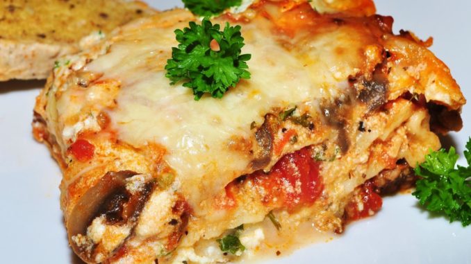 Лазанья с мясом и грибами