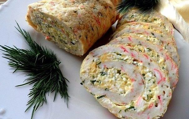 Рулет из крабовых палочек