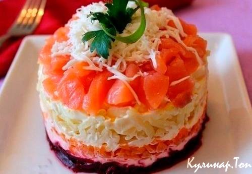 Слоеный салатик с семгой