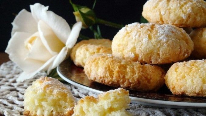 Гхуриба с кокосом