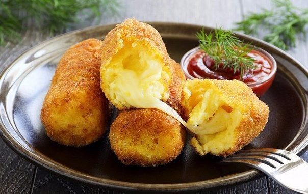 Картофельные крокеты с моцареллой