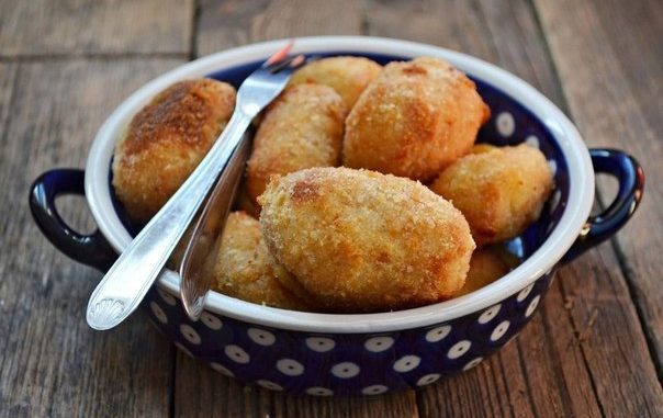 Картофельные крокеты с сыром и грибами