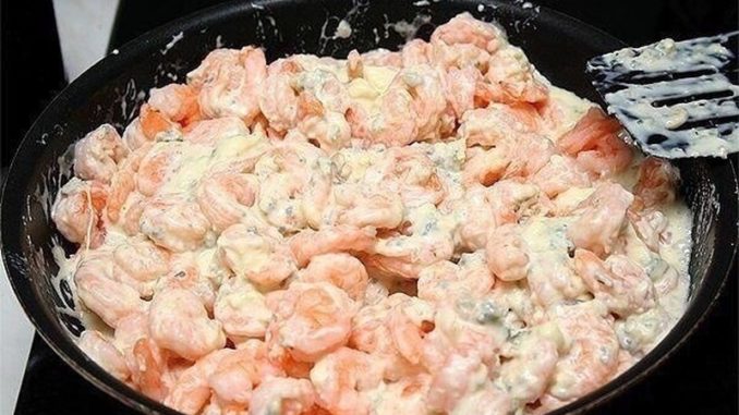 Креветки под соусом