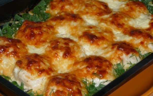 Куриные шарики в соусе