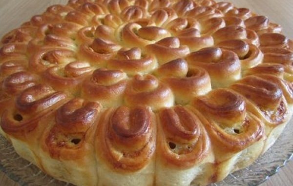 Мясной пирог Хризантема